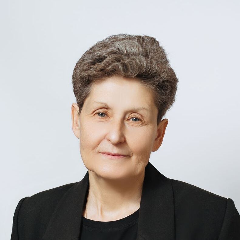 Иванова Елена Ивановна.